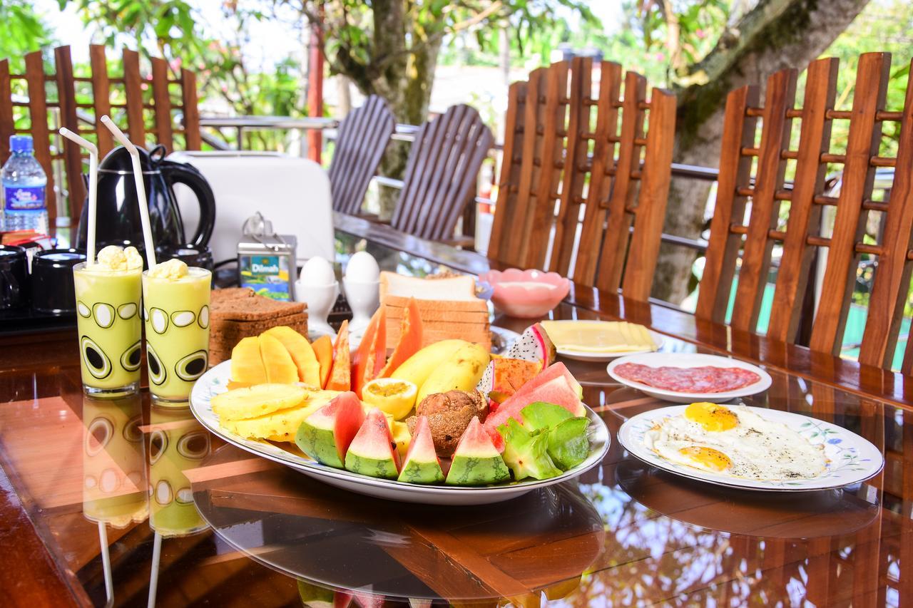 Channa Villa&Tours Bentota Exteriör bild